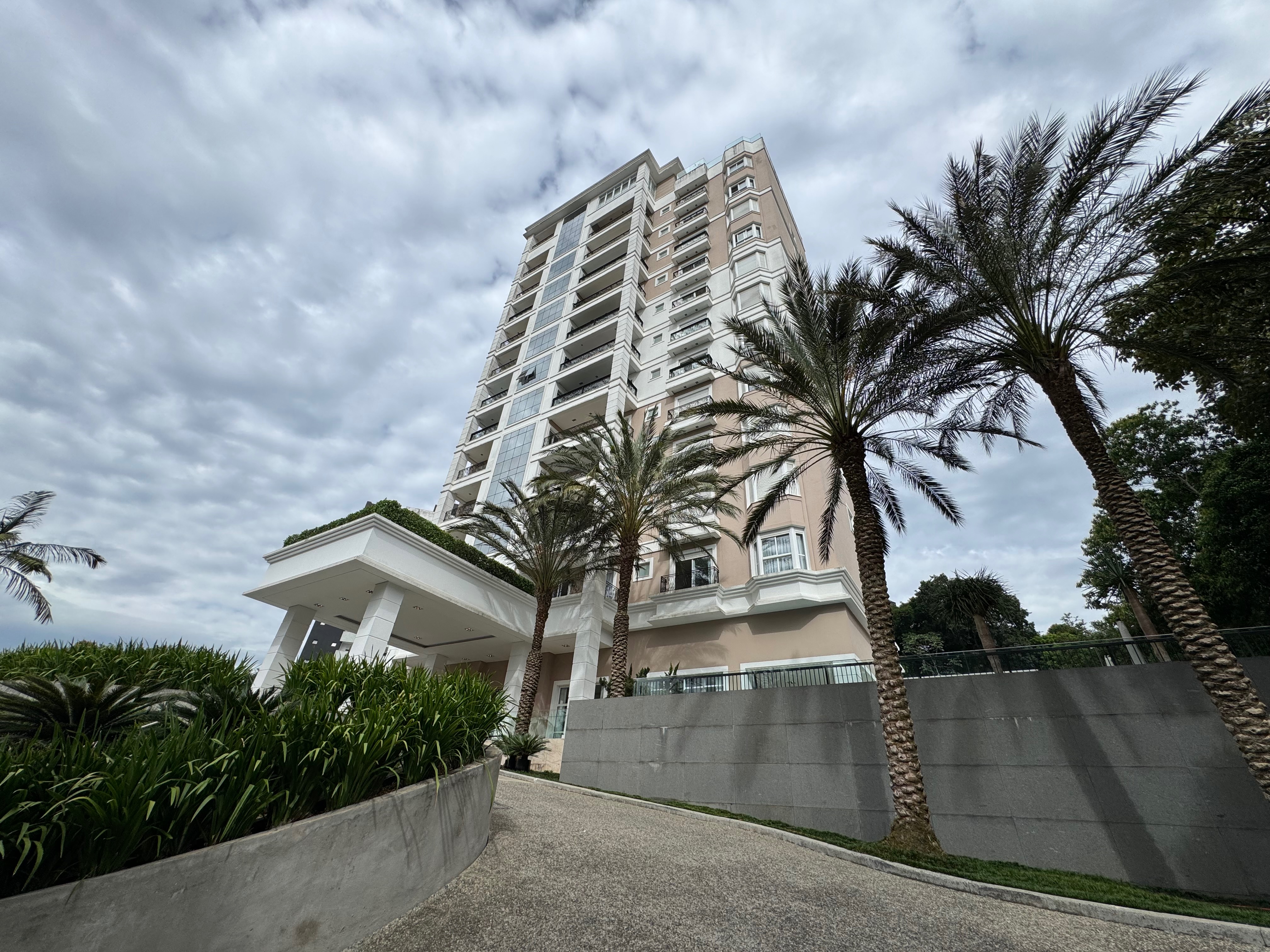 Apartamento, 3 quartos, 308 m² - Foto 1