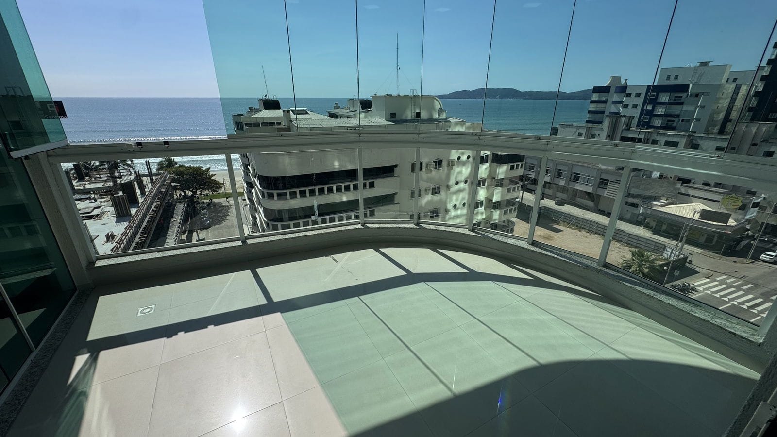 Apartamento, 3 quartos, 121 m² - Foto 2