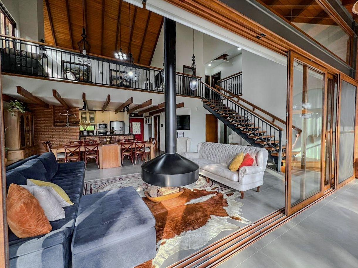 Casa, 6 quartos, 400 m² - Foto 1