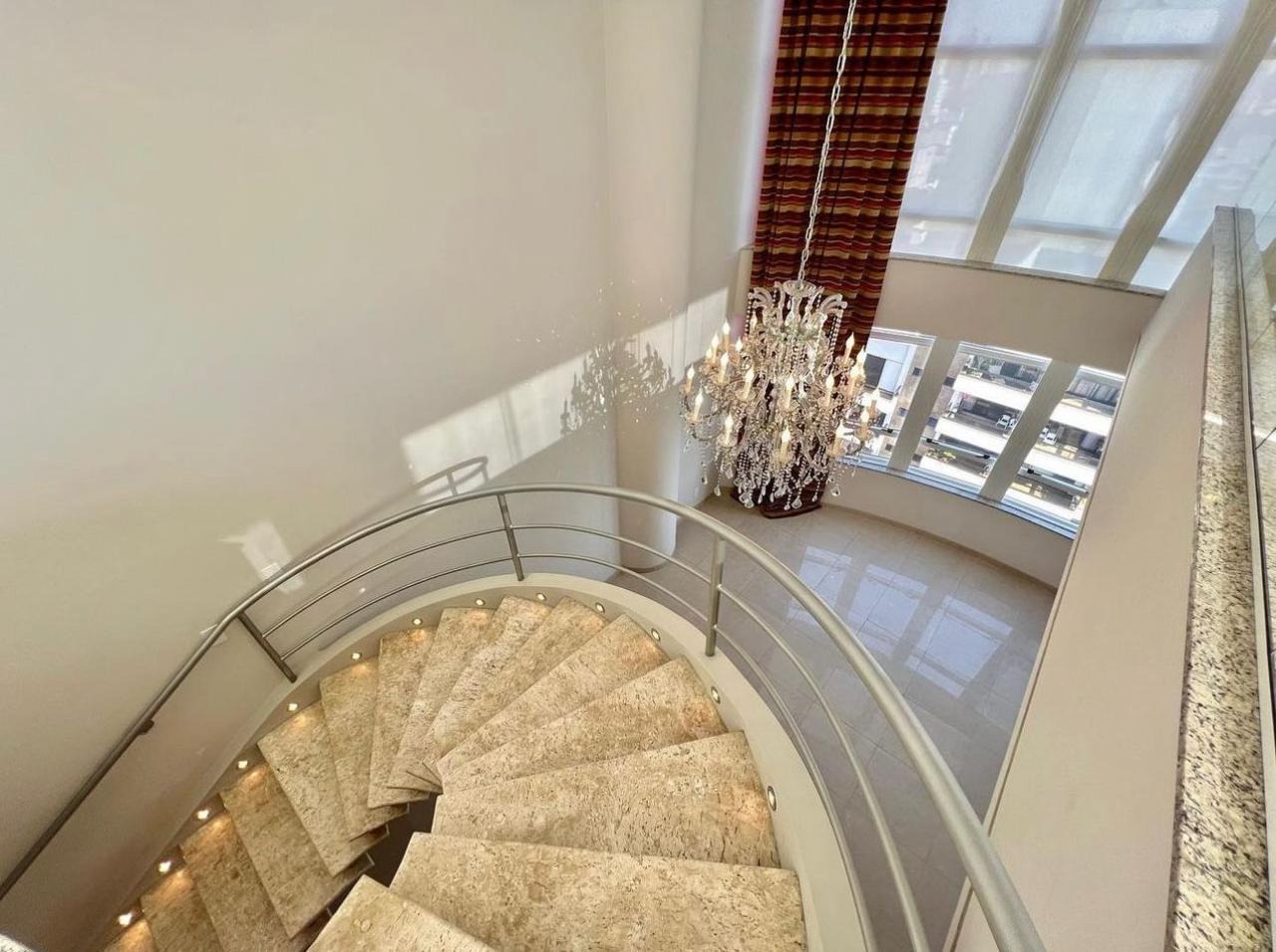 Cobertura, 3 quartos, 302 m² - Foto 4