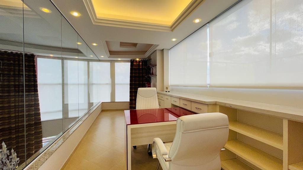 Cobertura, 3 quartos, 302 m² - Foto 10