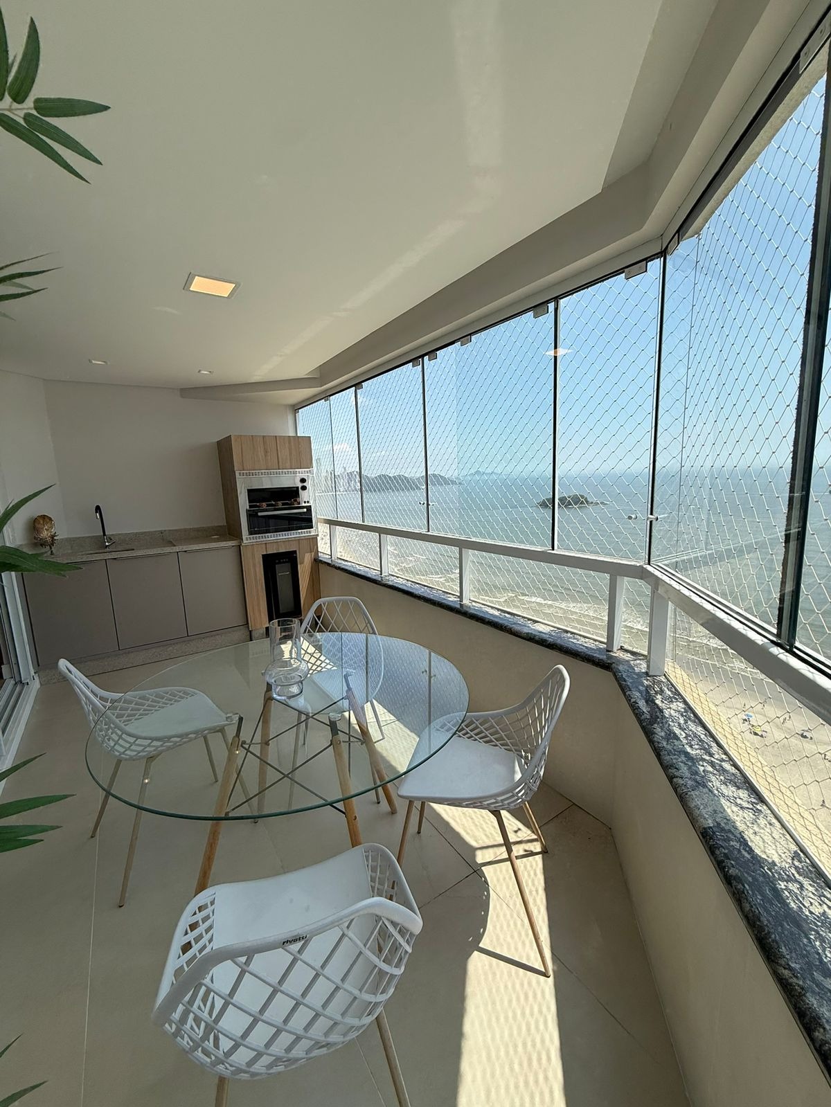 Apartamento, 3 quartos, 209 m² - Foto 2