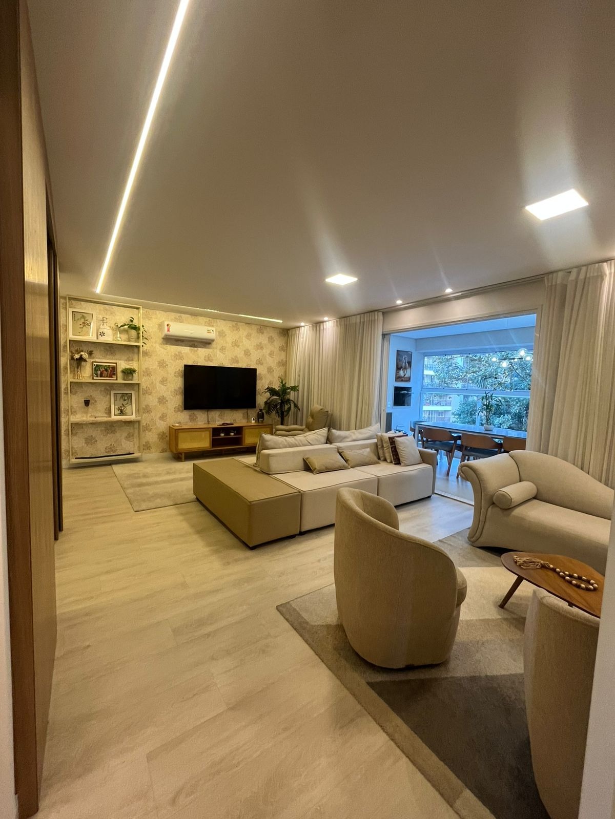 Apartamento, 3 quartos, 159 m² - Foto 1