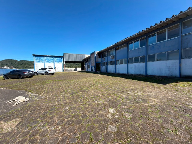 Depósito-Galpão, 17000 m² - Foto 1