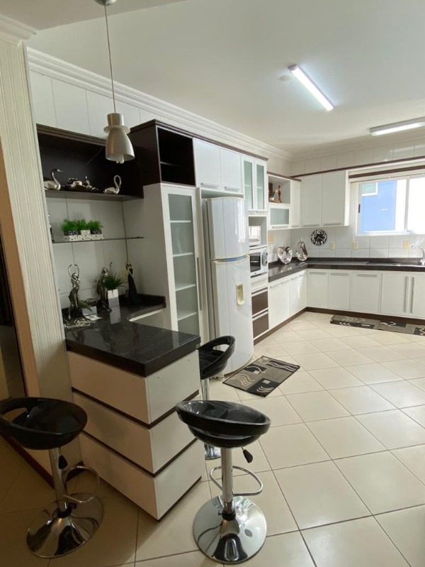 Apartamento, 4 quartos, 200 m² - Foto 4