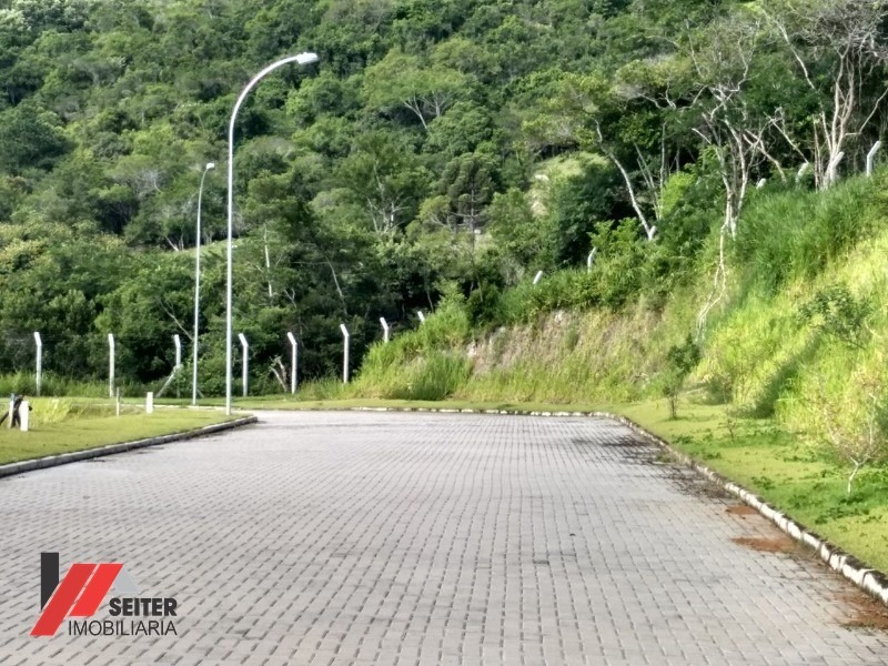 Terreno a venda em Florianópolis com localização privilegiada