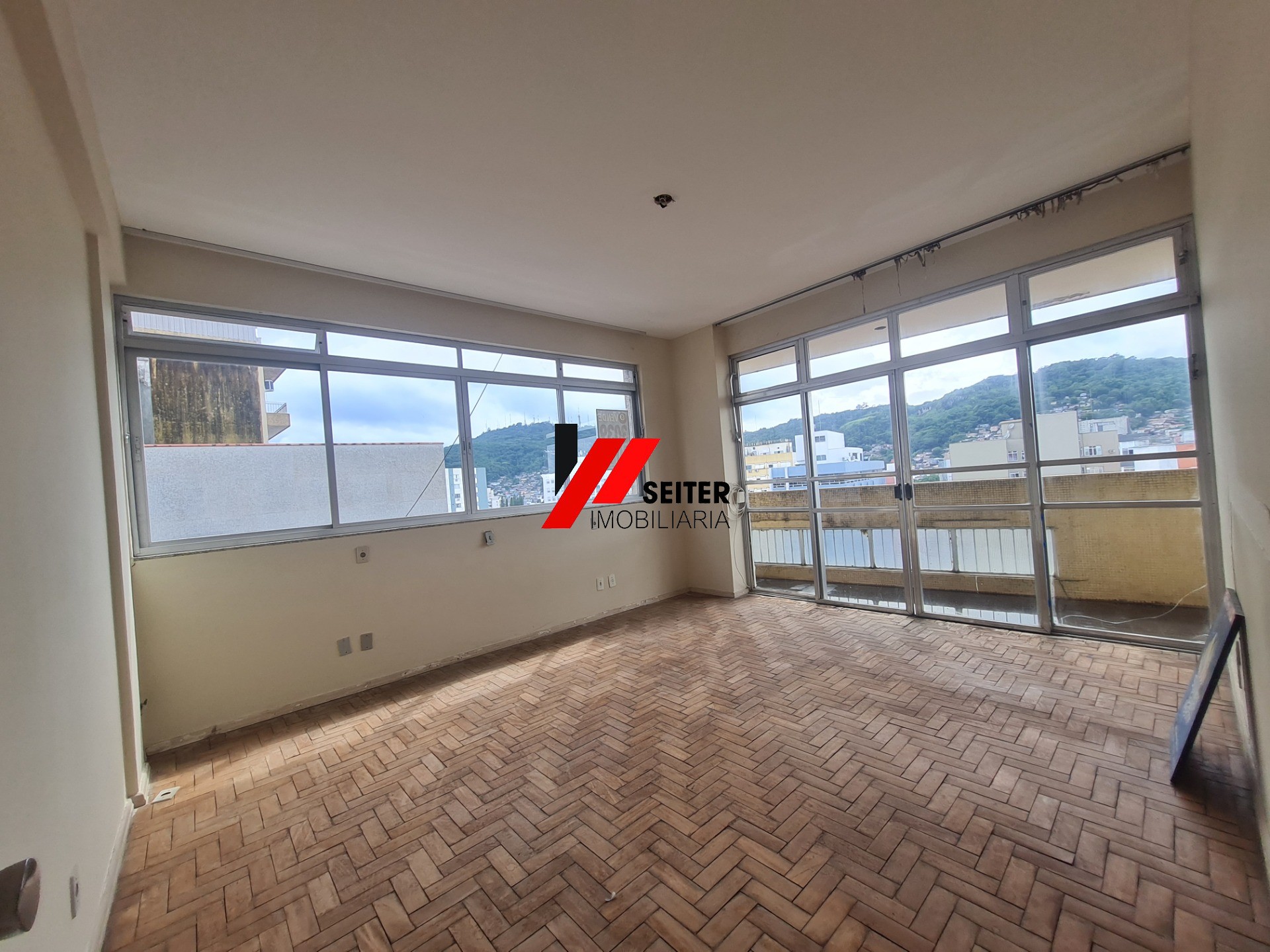 Sala comercial a venda centro de florianopolis sc