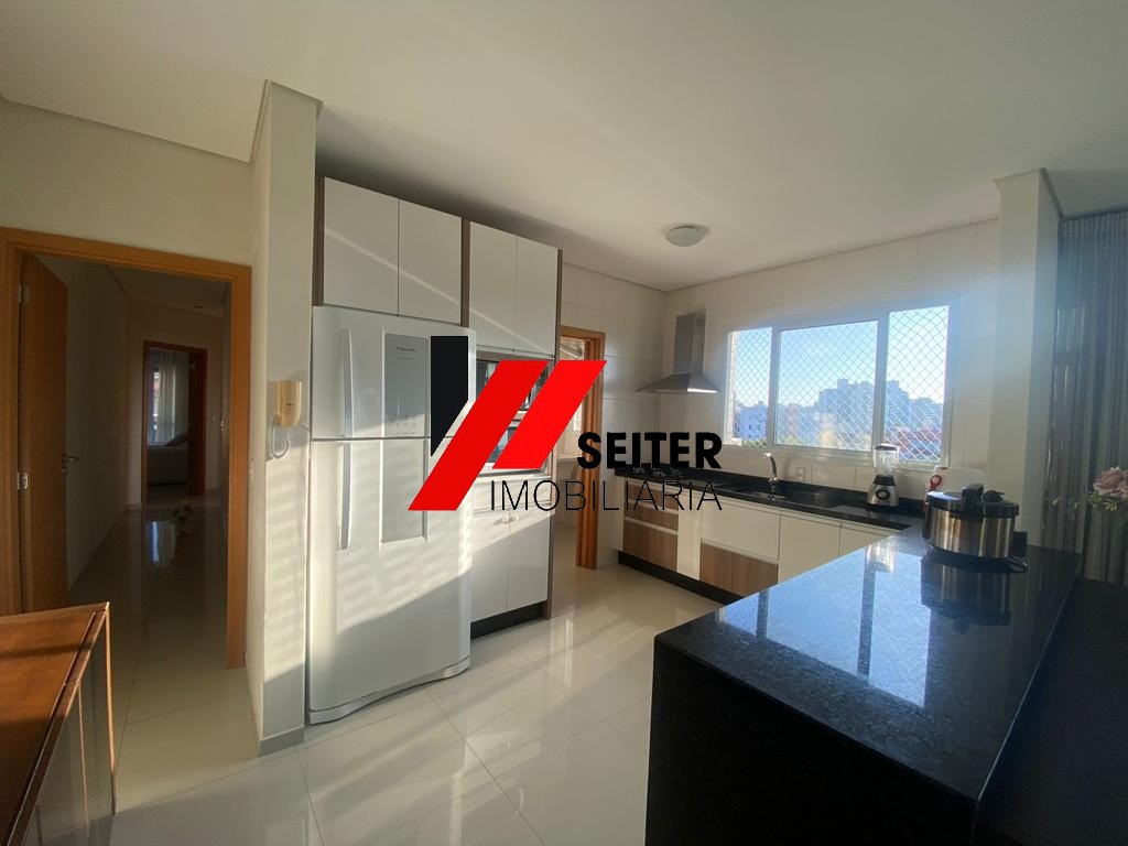 Apartamento de 3 dormitorios a venda Agronomica Florianopolis 139 metros de area privativa
