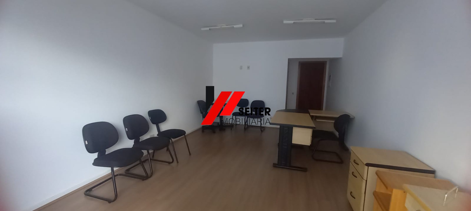 Sala comercial à venda no centro de Florianópolis