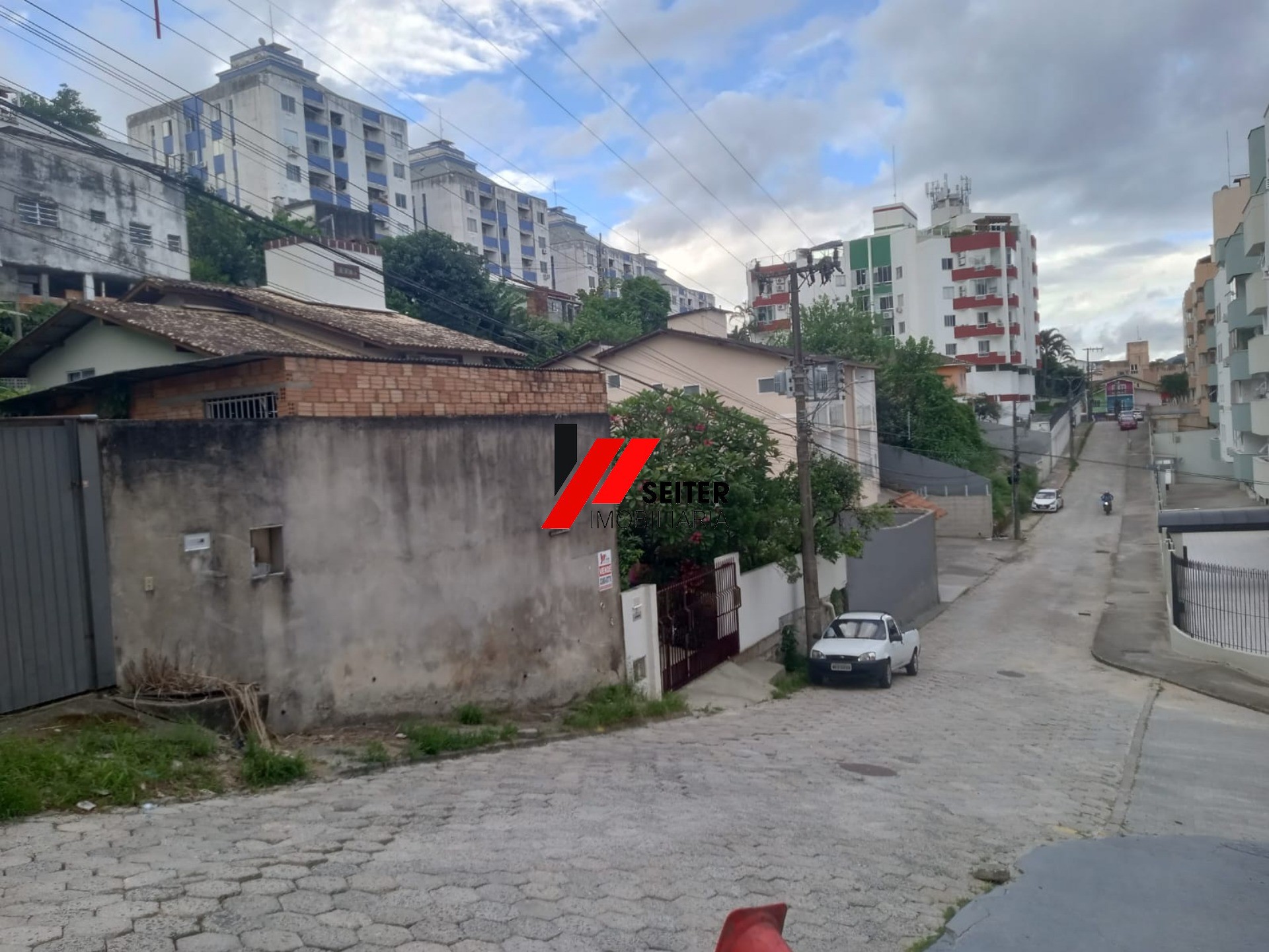 Terreno a venda proximo da UFSC Carvoeira 310 metros quadrados