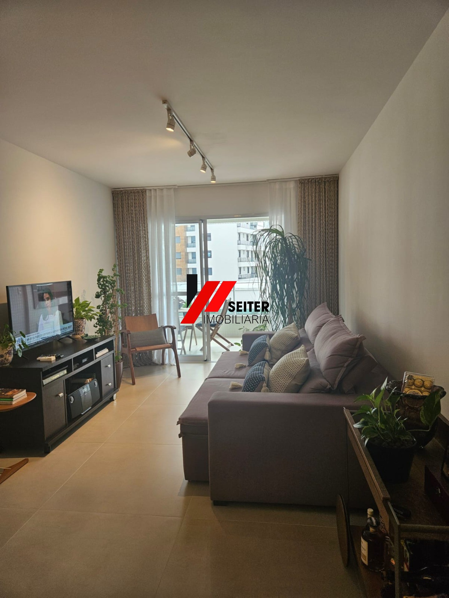 Apartamento à venda no bairro Agronômica em Florianópolis