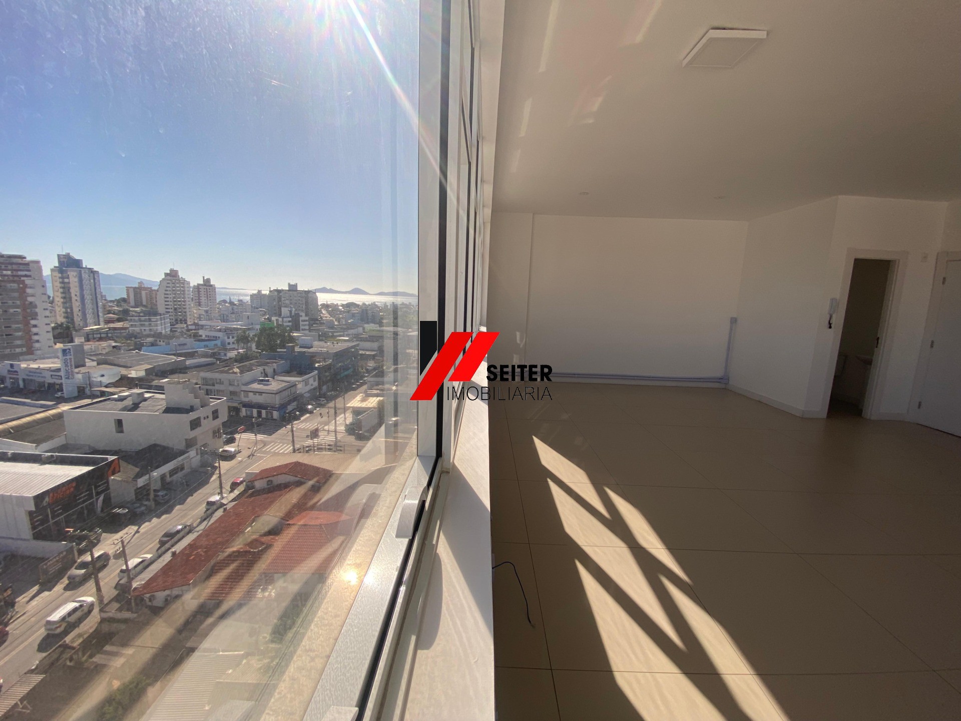Sala comercial no centro do estreito / Sala para Locação 32,64m²