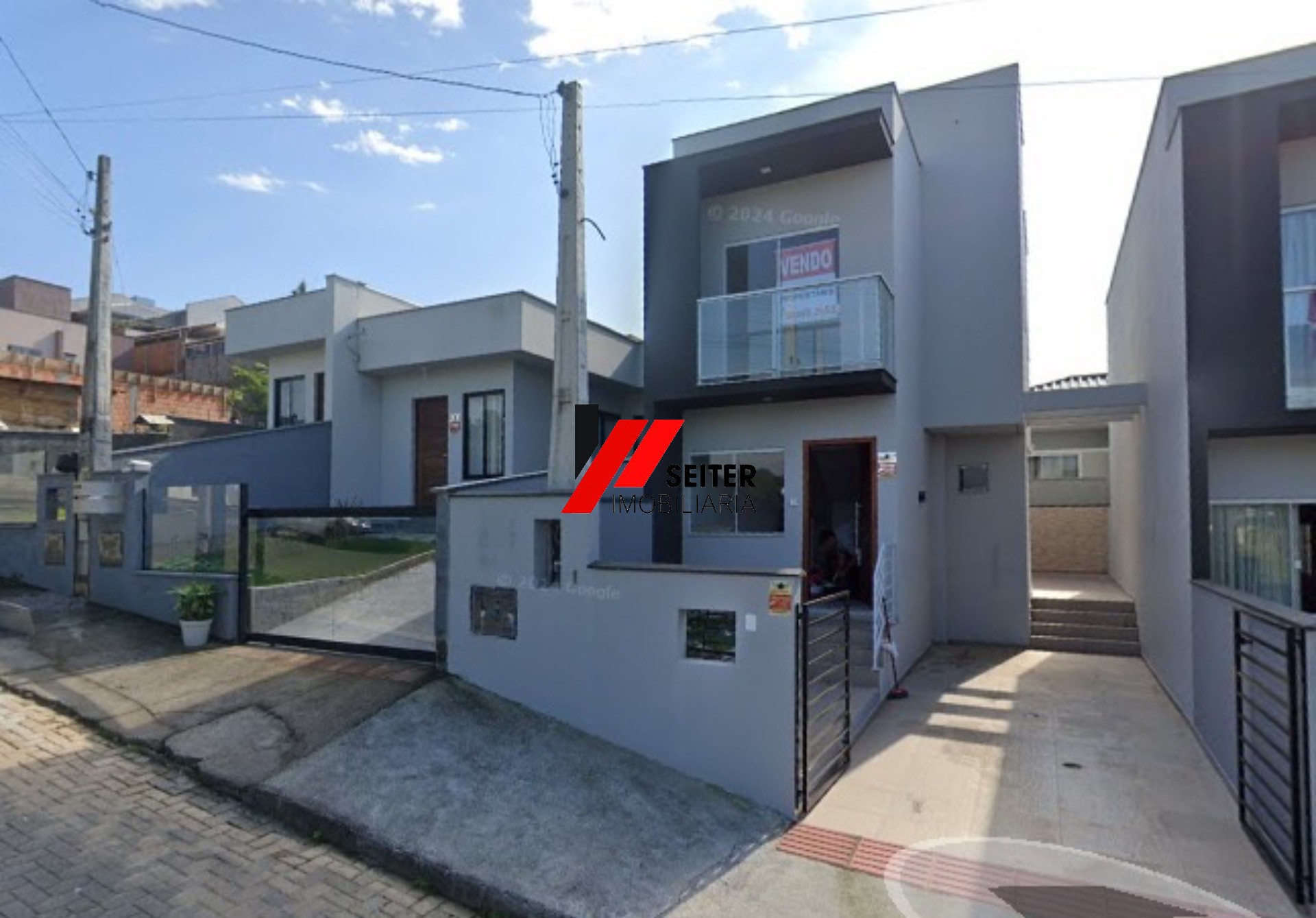 Casa à Venda com 79,00m² em São José 2 Quartos 2 Suítes 2 Salas 3 Banheiros1 Vaga. Invista no Seu Conforto!