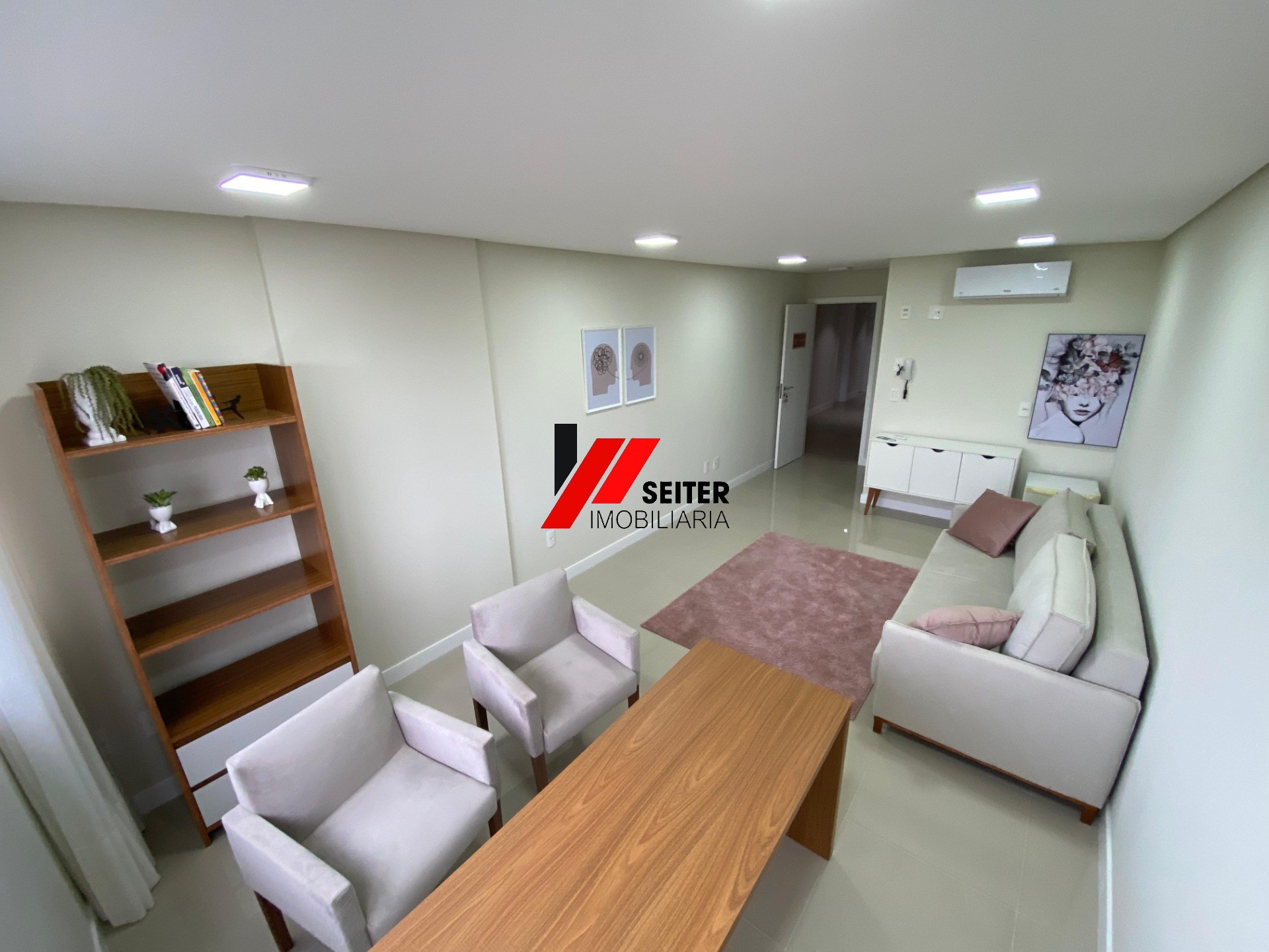 Sala comercial mobiliada para alugar no Itacorubi Florianópolis