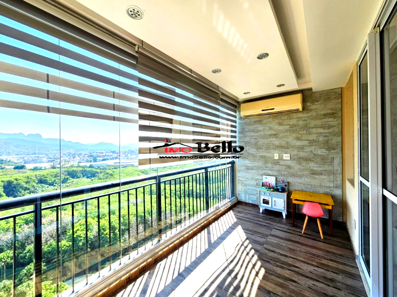 Apartamento à venda na Barra da Tijuca, Rio de Janeiro-RJ: 4 quartos, 4 suítes, 1 sala, 5 banheiros, 2 vagas e 144m² de área!