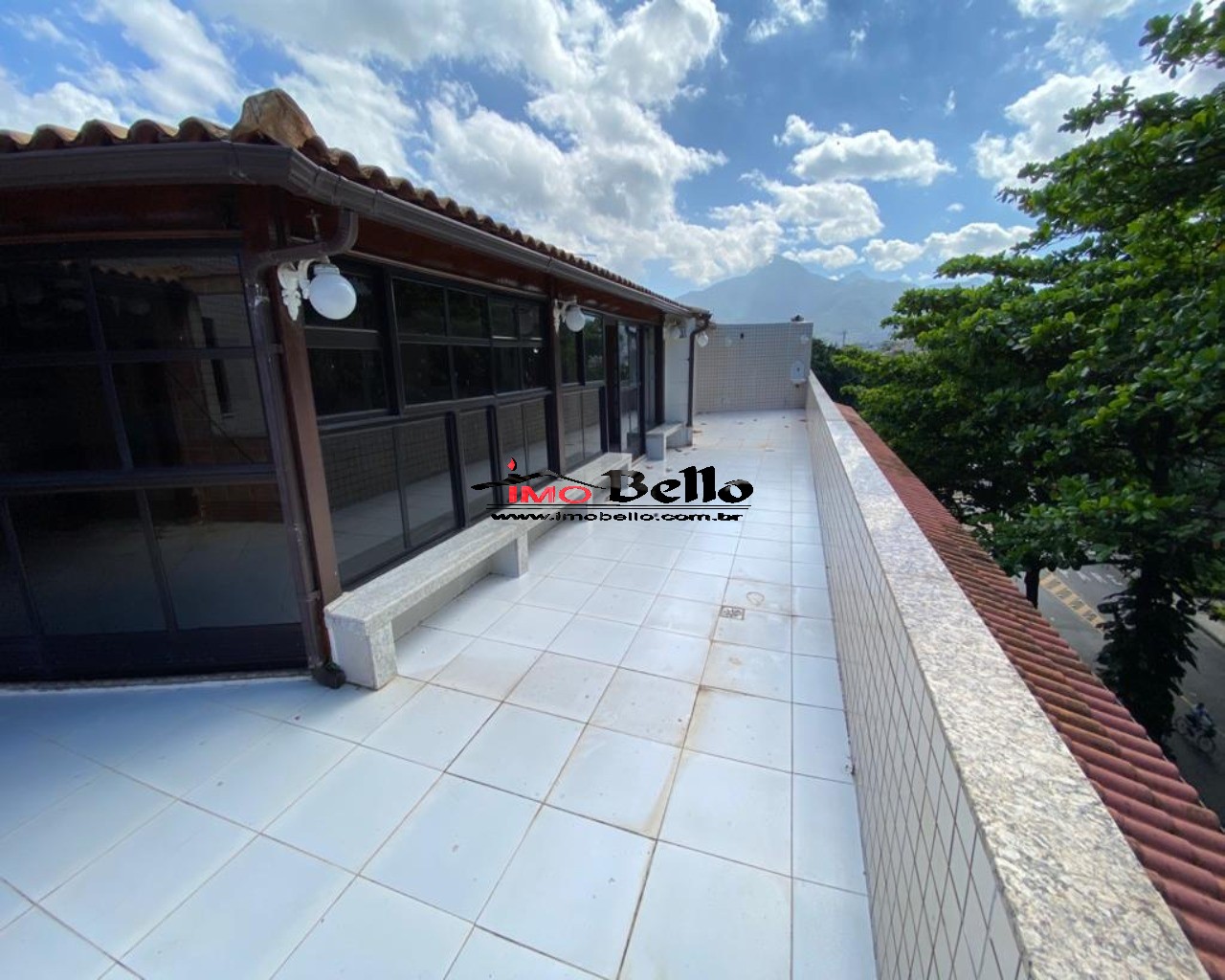 Cobertura de luxo com 4 quartos e 3 suítes na Barra da Tijuca, Rio de Janeiro-RJ: 315m², 2 salas, 5 banheiros e 3 vagas de garagem!
