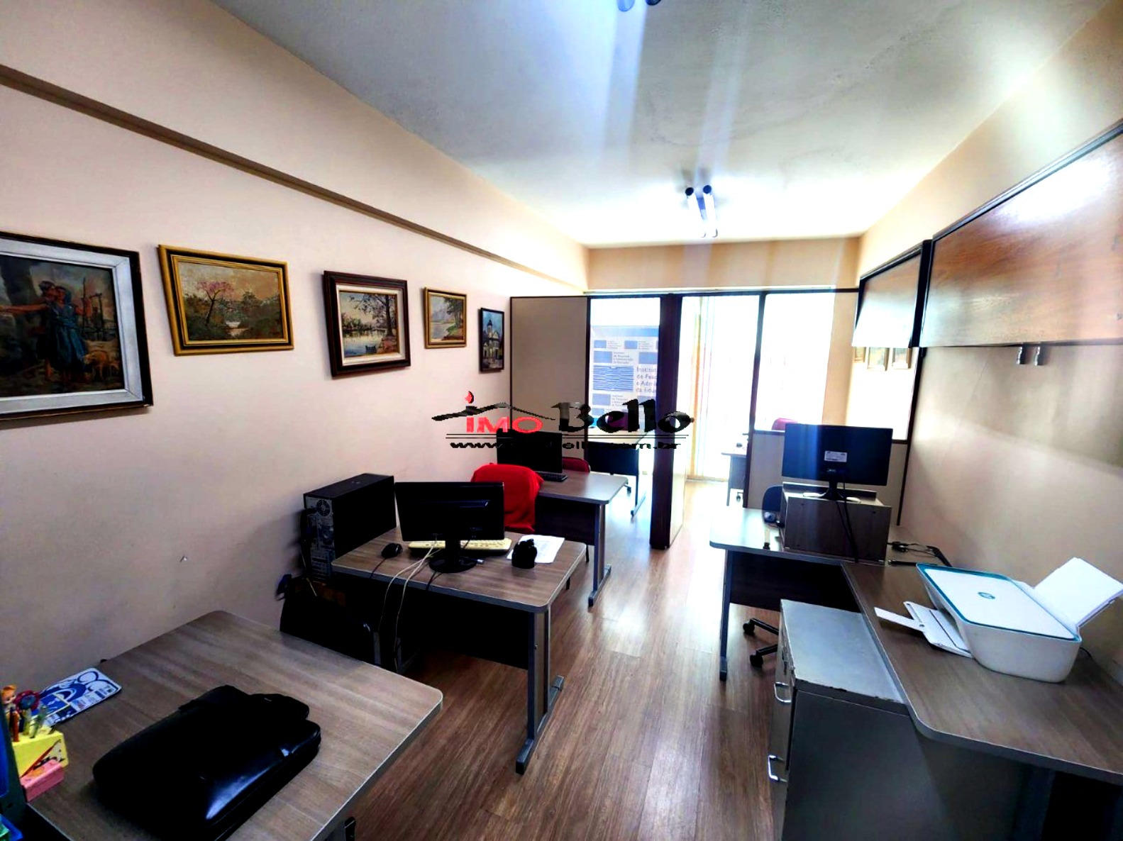 Venda de Sala Comercial no Centro do Rio de Janeiro - 33m², 1 Sala e 1 Banheiro
