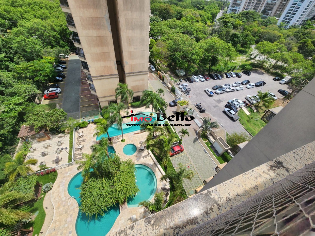 Apartamento de 2 quartos com suíte e vaga de garagem no Recreio dos Bandeirantes, Rio de Janeiro-RJ: 69,00 m² de conforto!