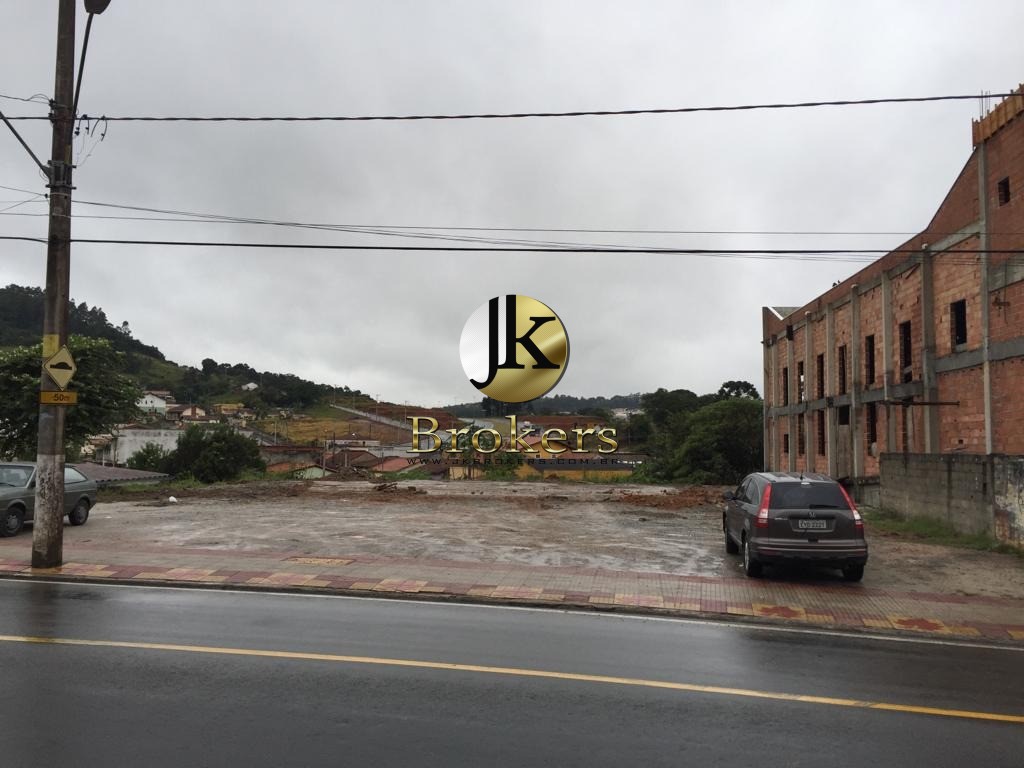 Terreno em TABOÃO, SÃO ROQUE - Terreno área 1.620 m2 - ZUR/ZUCA Lei 40/06 e 16/12.