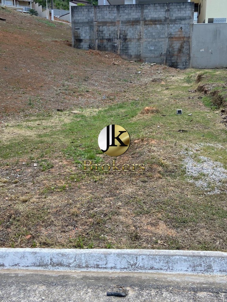Terreno em LOTEAMENTO VILLA DI ROMA, SÃO ROQUE - Terreno de 250 m² à Venda em Condomínio de São Roque - SP