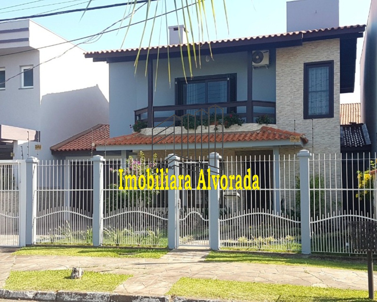 Casa, 4 quartos, 194 m² - Foto 1