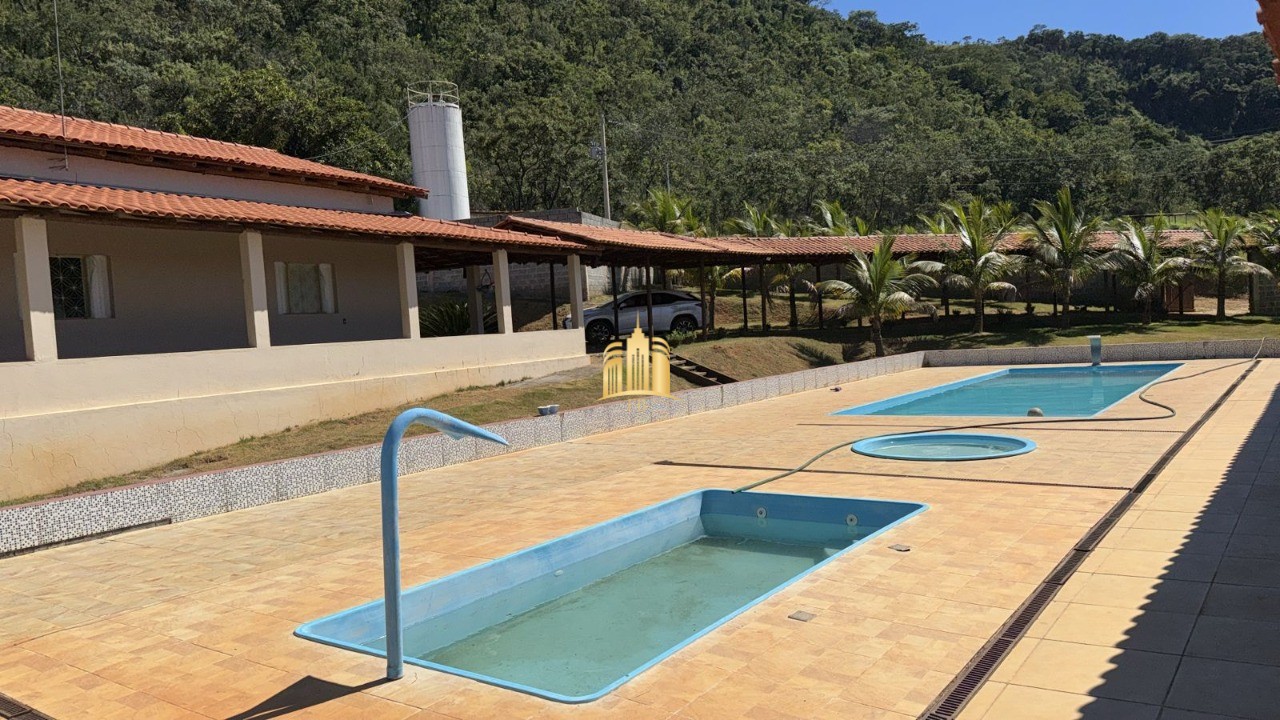 Sítio, 5 quartos, 7500 m² - Foto 1