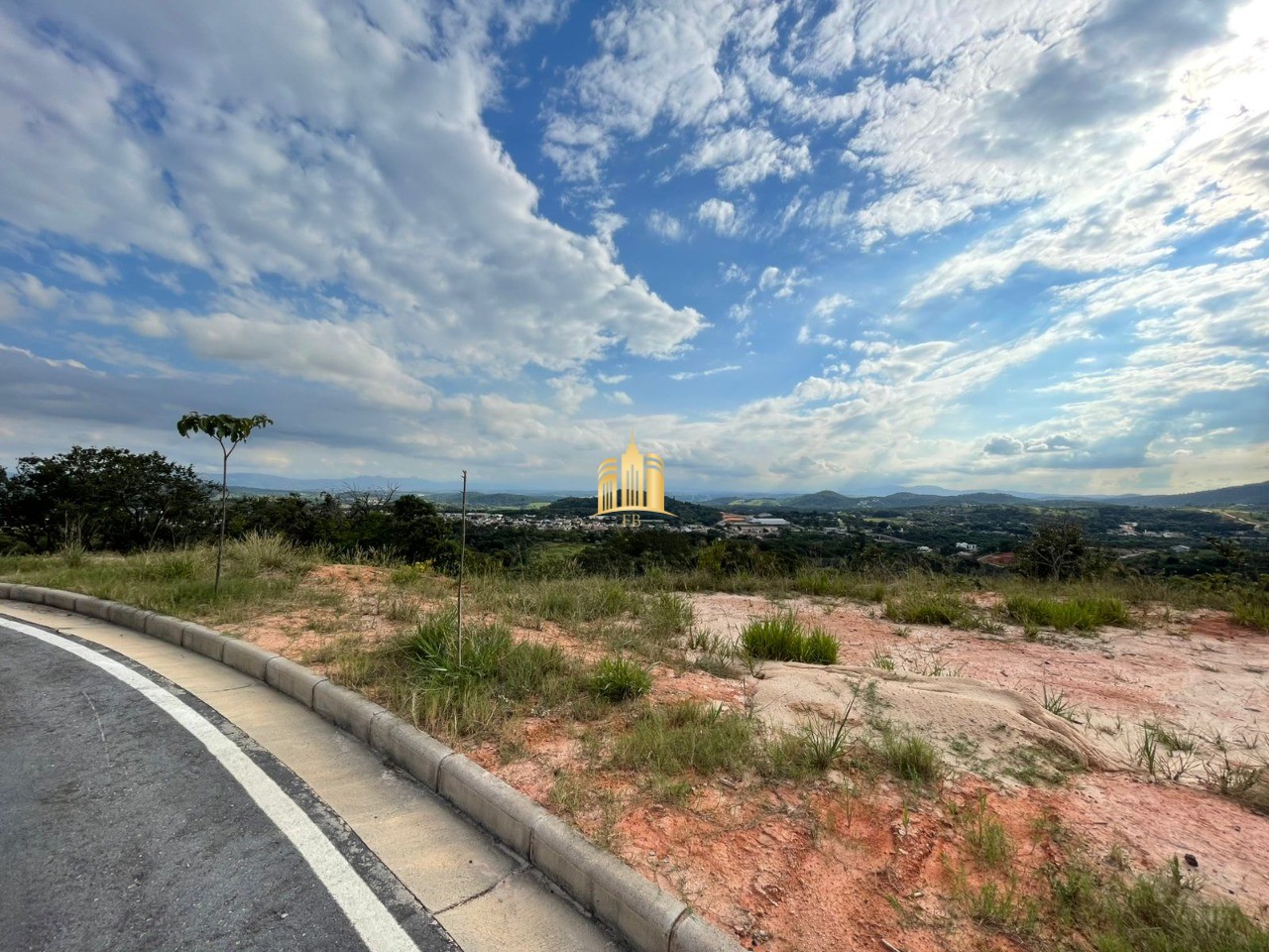 Terreno, 2127 m² - Foto 2