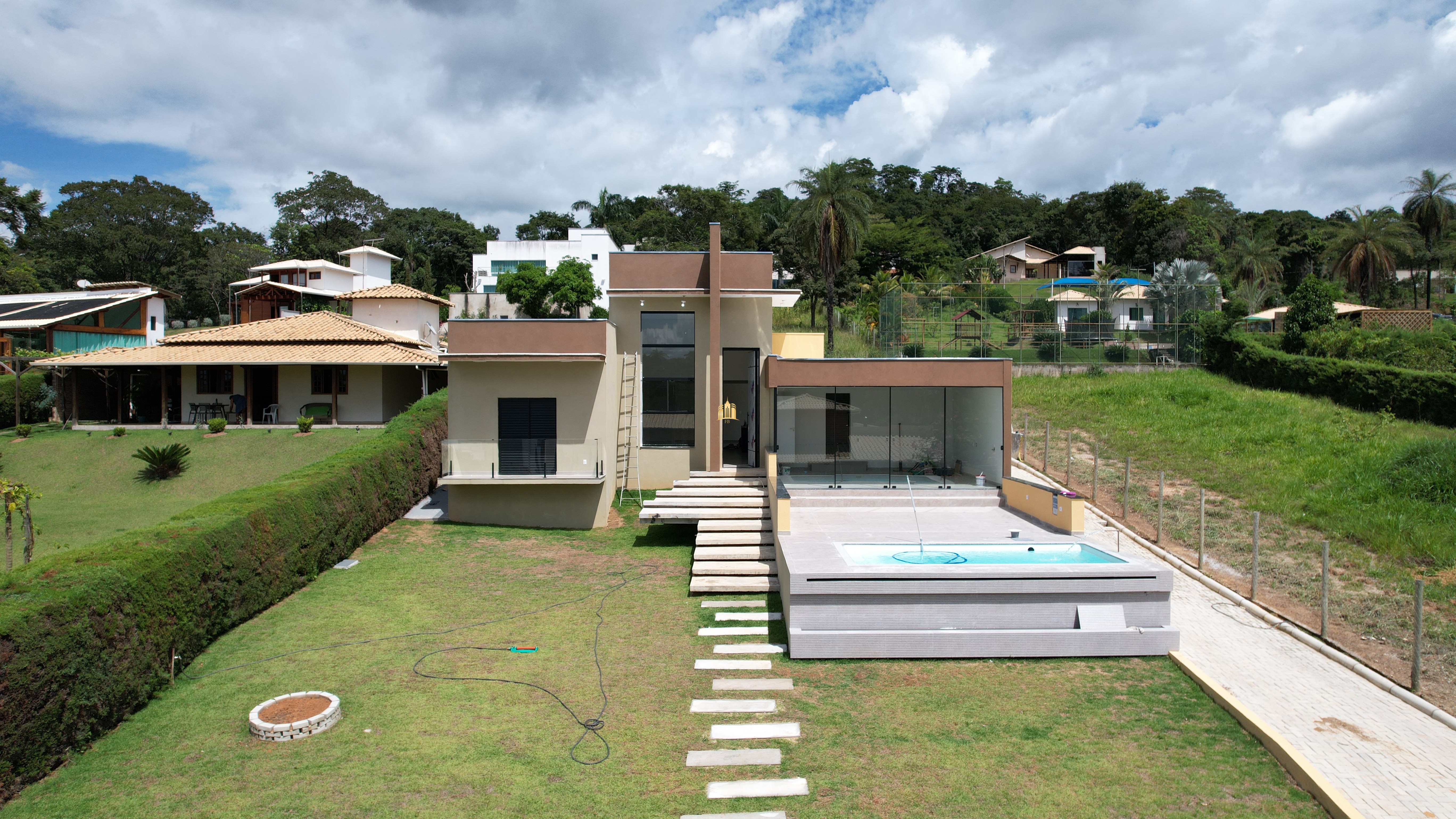Sítio, 3 quartos, 1000 m² - Foto 1