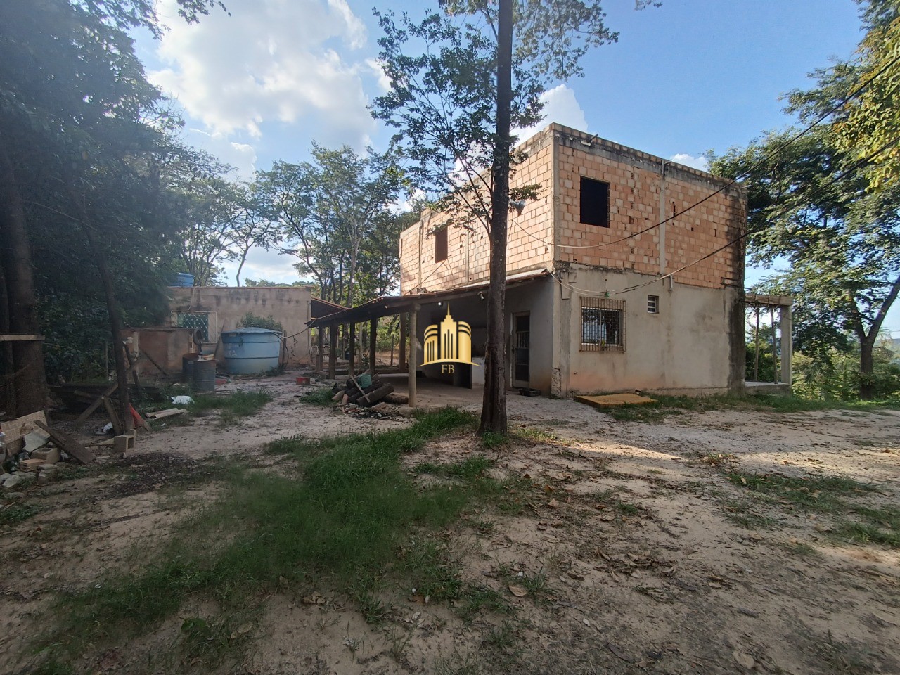 Sítio, 4 quartos, 2000 m² - Foto 2