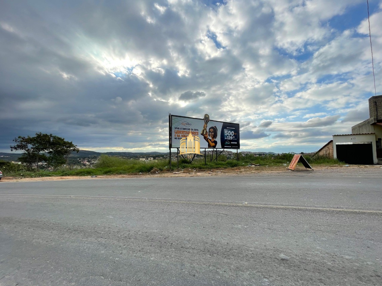 Loteamento e Condomínio, 1300 m² - Foto 4