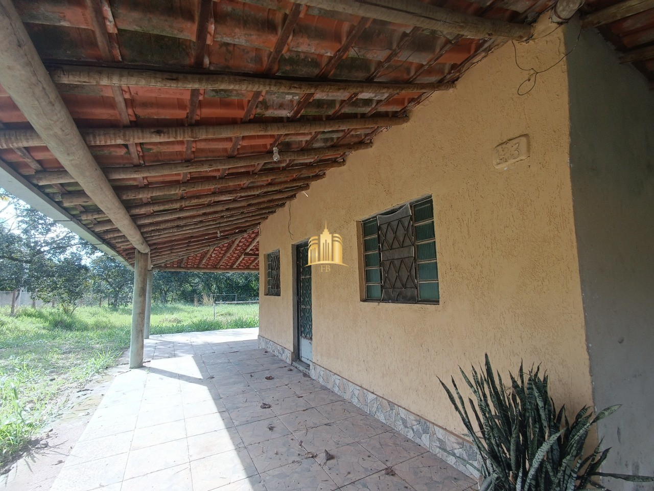 Sítio, 3 quartos, 1080 m² - Foto 1