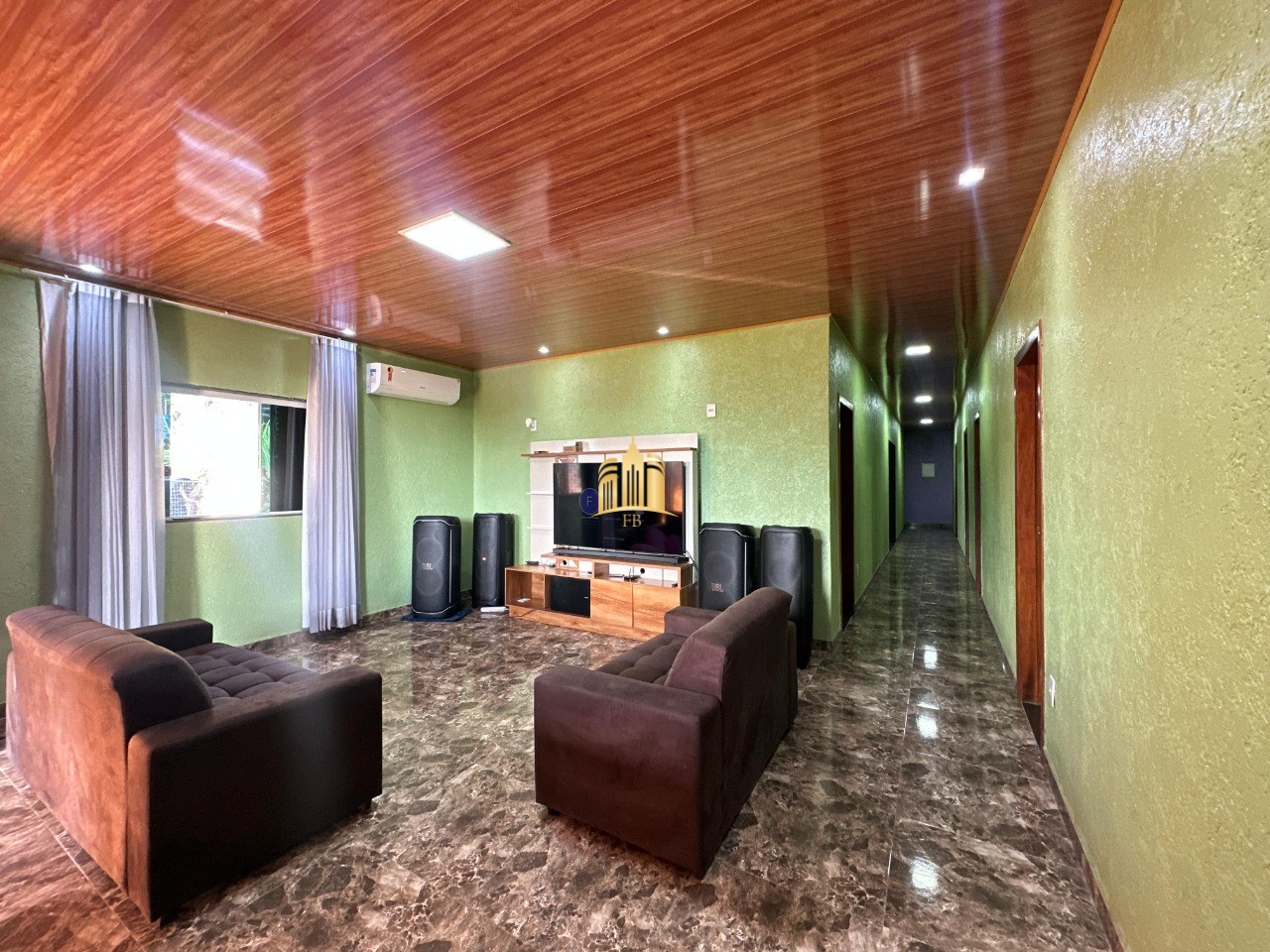 Sítio, 8 quartos, 2500 m² - Foto 16