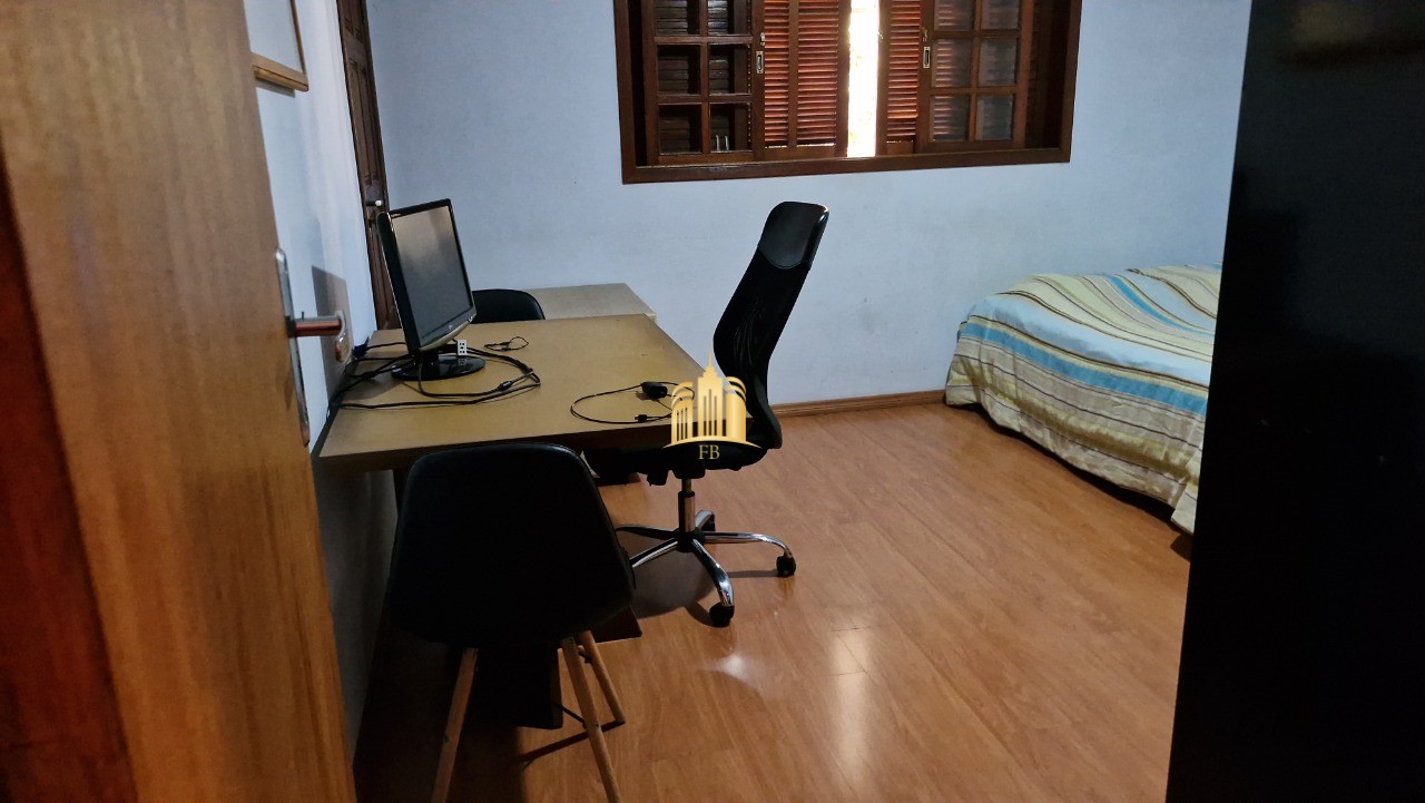 Casa, 3 quartos, 360 m² - Foto 33