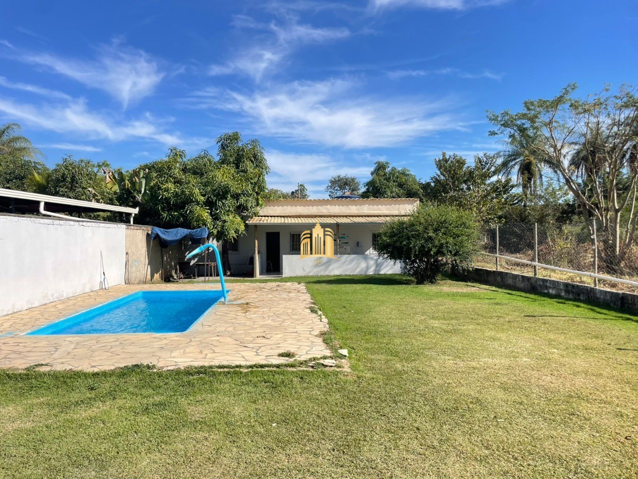 Sítio, 2 quartos, 360 m² - Foto 4
