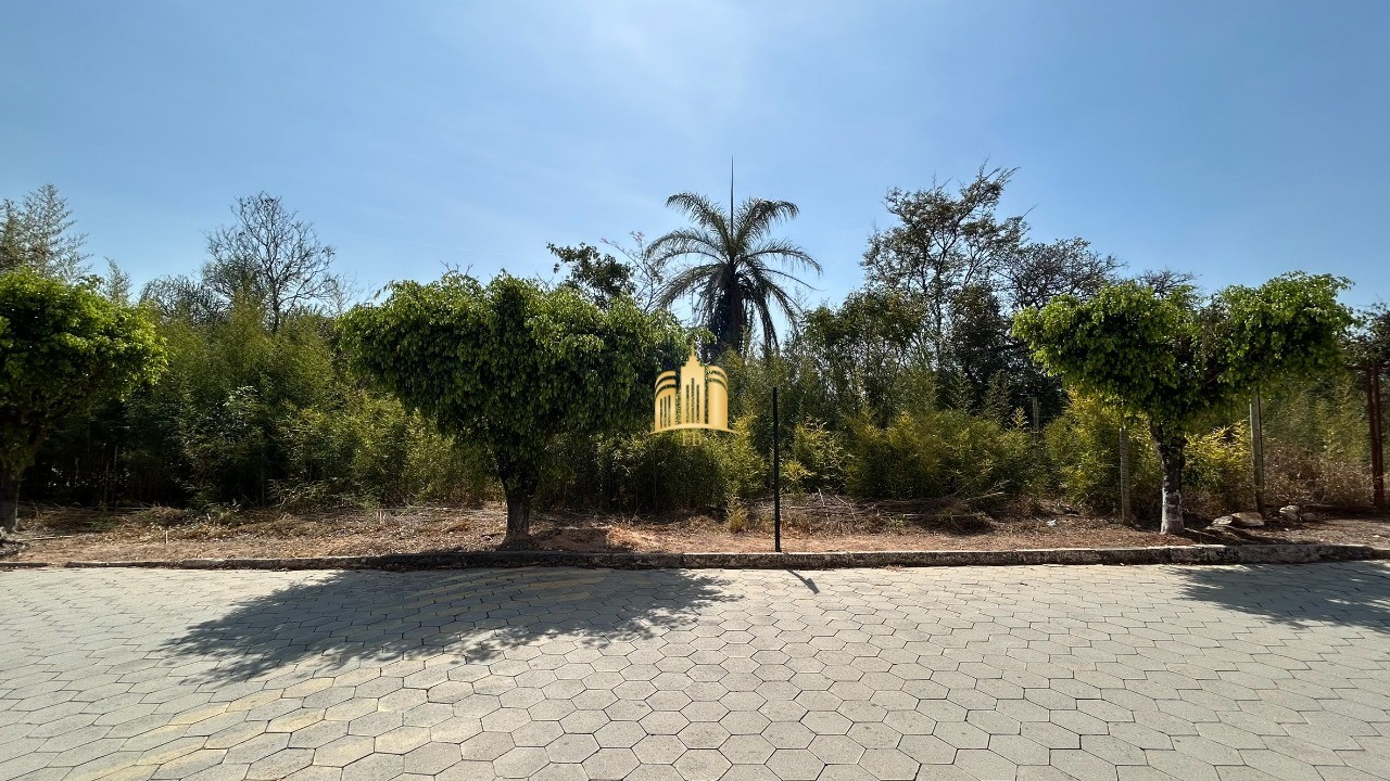 Terreno, 2370 m² - Foto 2