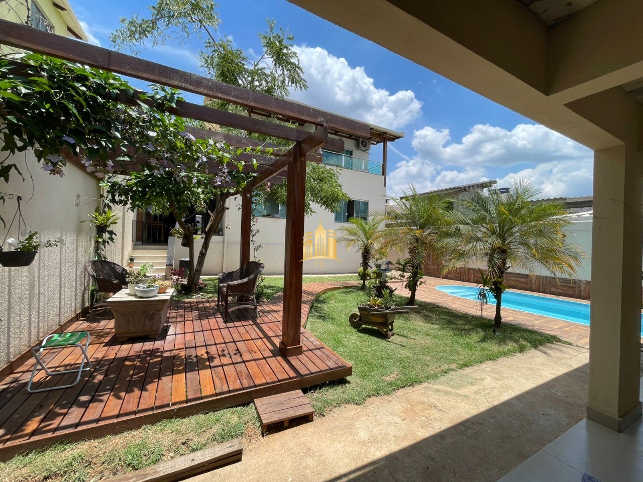 Casa, 5 quartos - Foto 1