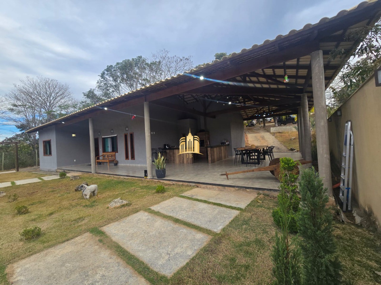 Sítio, 3 quartos, 1000 m² - Foto 1