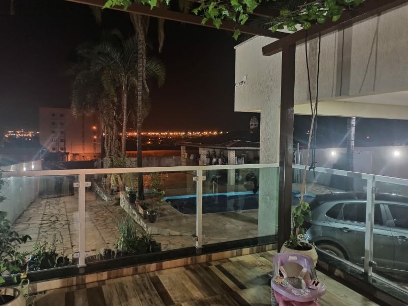 Casa 3 suítes - Vicente Pires Rua 17 E, chácara 169. Especificações: - 03 QUARTOS com 3 suítes - Metragem lote: 900 mts - Área construída