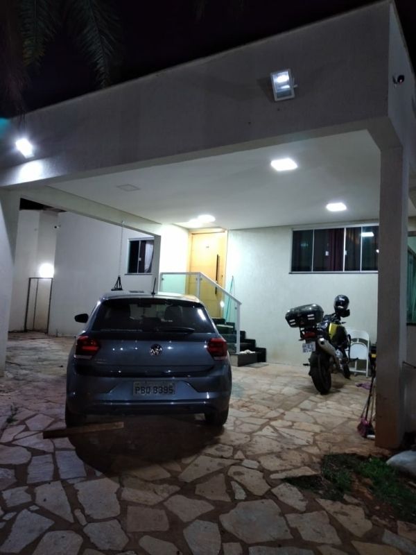 Casa 3 suítes - Vicente Pires Rua 17 E, chácara 169. Especificações: - 03 QUARTOS com 3 suítes - Metragem lote: 900 mts - Área construída