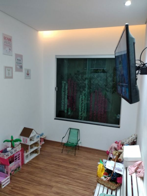 Casa 3 suítes - Vicente Pires Rua 17 E, chácara 169. Especificações: - 03 QUARTOS com 3 suítes - Metragem lote: 900 mts - Área construída