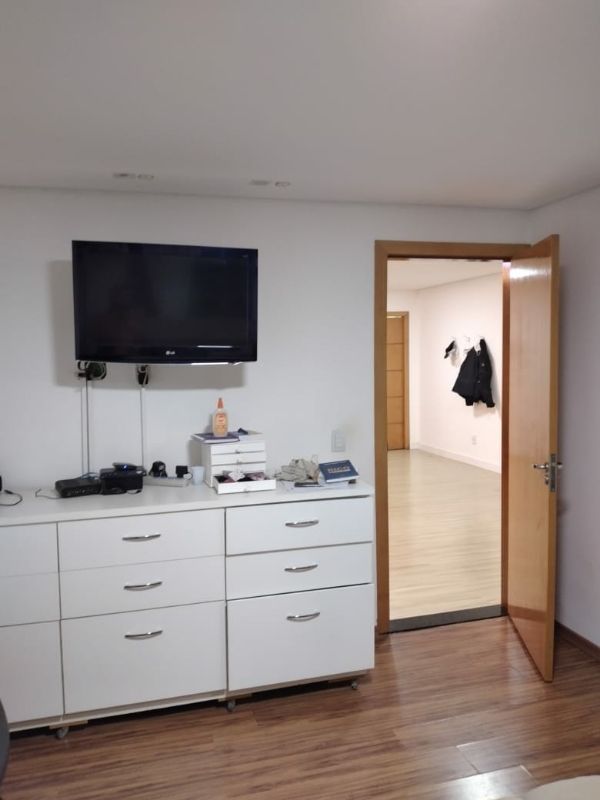 Casa 3 suítes - Vicente Pires Rua 17 E, chácara 169. Especificações: - 03 QUARTOS com 3 suítes - Metragem lote: 900 mts - Área construída
