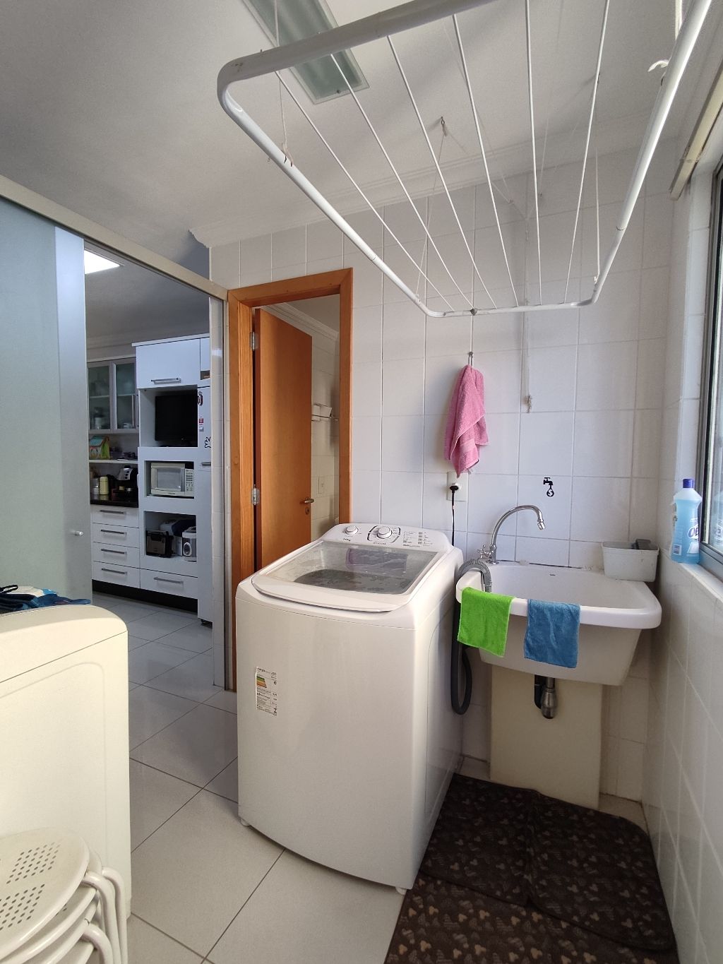 Via Club Águas Claras - Cobertura 4 quartos, 2 vagas de garagem, armários planejados, piso em porcelanato, jacuzzi