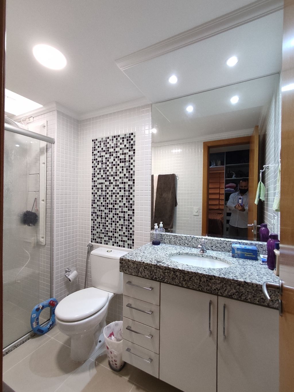 Via Club Águas Claras - Cobertura 4 quartos, 2 vagas de garagem, armários planejados, piso em porcelanato, jacuzzi