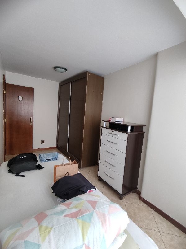 Taguatinga Centro - 3 quartos, com vaga de garagem e armários planejados Apartamento muito aconchegante, com excelente cozinha, área de serviço, 3 qu