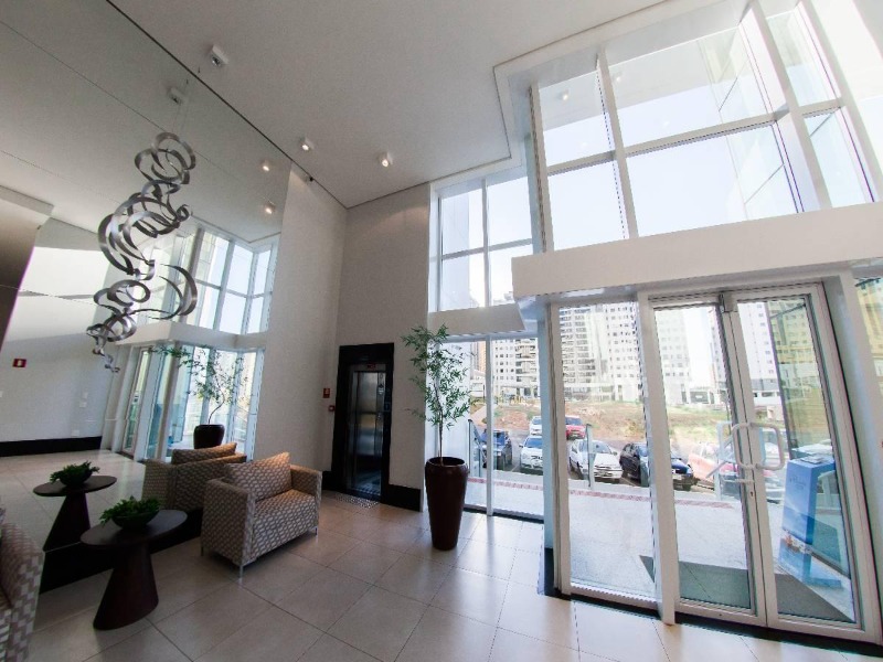 Águas Claras Cobertura no Lê Paysage - 2 quartos. Nascente , 170 m² sendo 2 suítes uma com closet, área gourmet com hidromassagem , 4 vagas de garage
