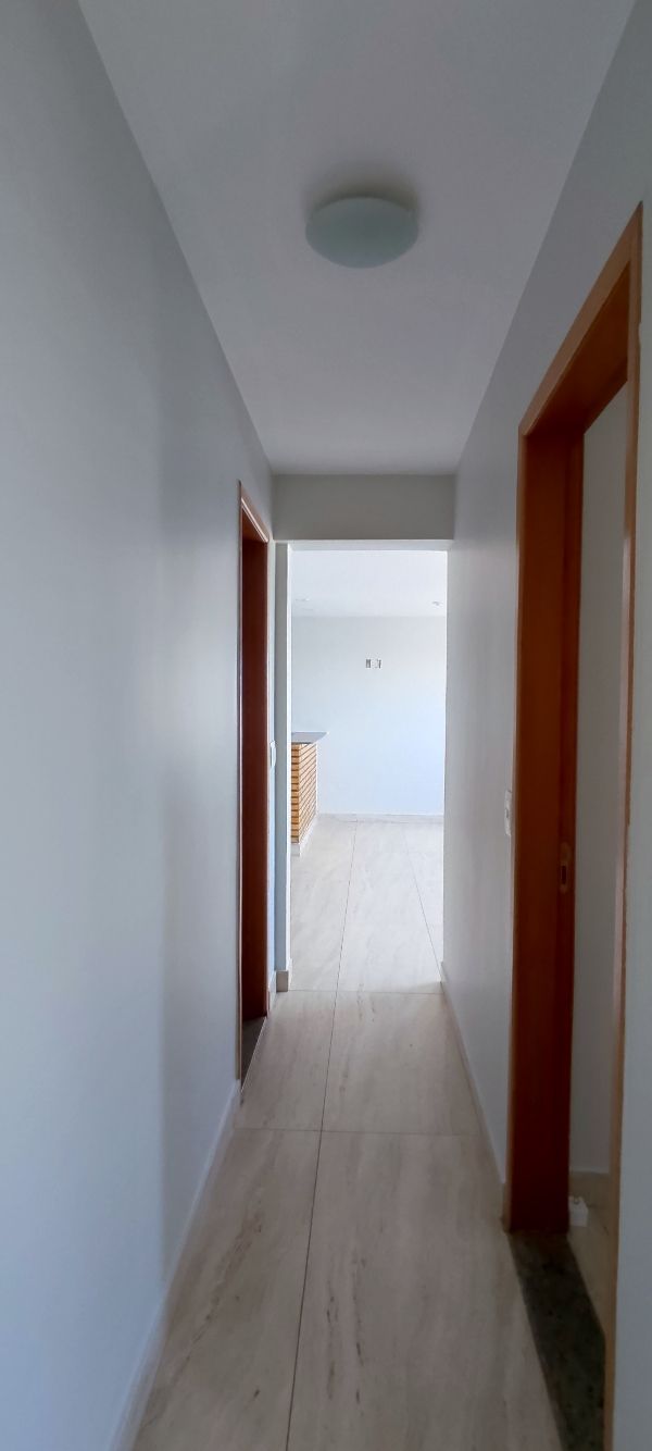 Residencial Cervantes Águas Claras - Cobertura 4 quartos, vista livre e 2 vagas de garagem. Apartamento com 4 (quatro) quartos, vista livre 16 e 17