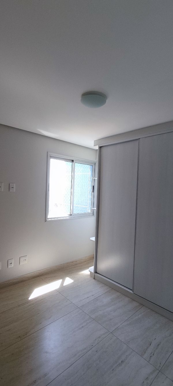 Residencial Cervantes Águas Claras - Cobertura 4 quartos, vista livre e 2 vagas de garagem. Apartamento com 4 (quatro) quartos, vista livre 16 e 17