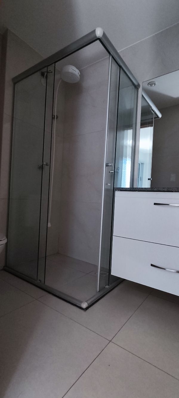 Residencial Cervantes Águas Claras - Cobertura 4 quartos, vista livre e 2 vagas de garagem. Apartamento com 4 (quatro) quartos, vista livre 16 e 17