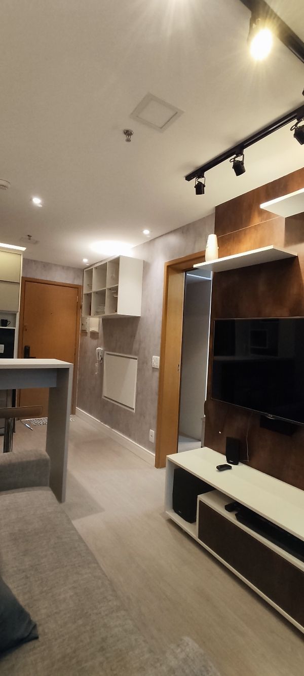 Blend Apartaments Águas Claras - 1 quarto com 33 m2 decorado e reformado O apartamento será entregue conforme as fotos com todos ítens que estão no a