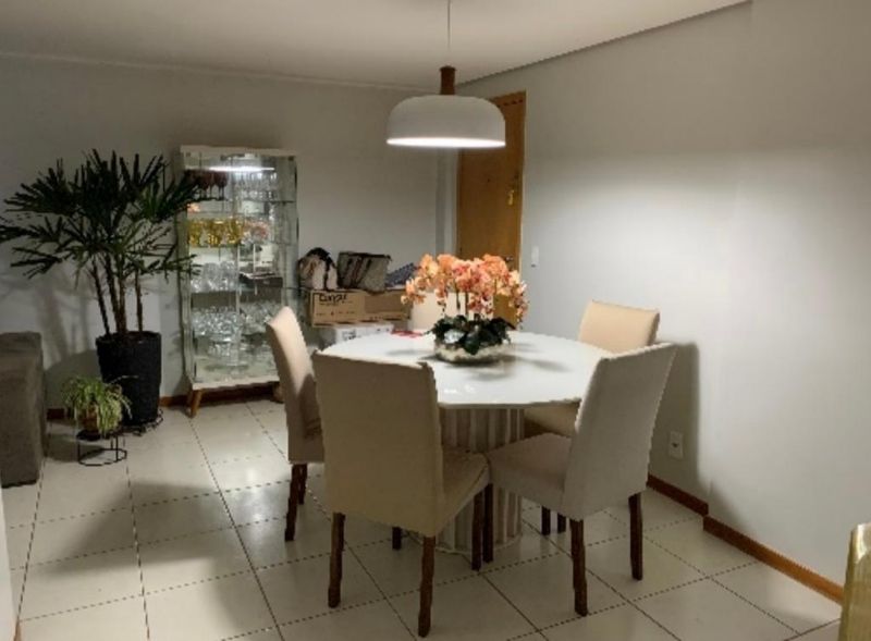 Residencial Sedgwick Águas Claras - 3 quartos reformado, 2 vagas de garagem 3 quartos; 2 suítes; Banheiro social; 80 m² de área privativa; 2 andar N